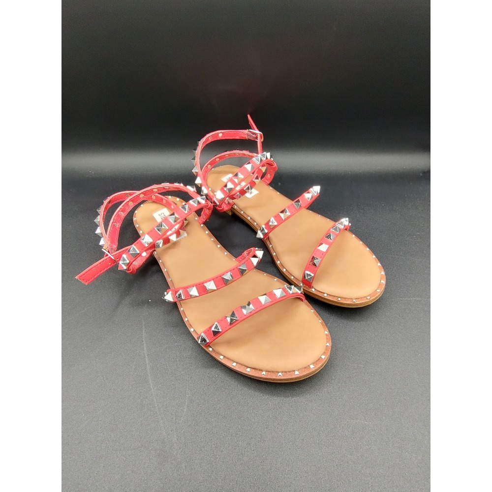Steve Madden Travel Red Studded Gladiator Flat Sandals Womens Size 8 TRAV02S1